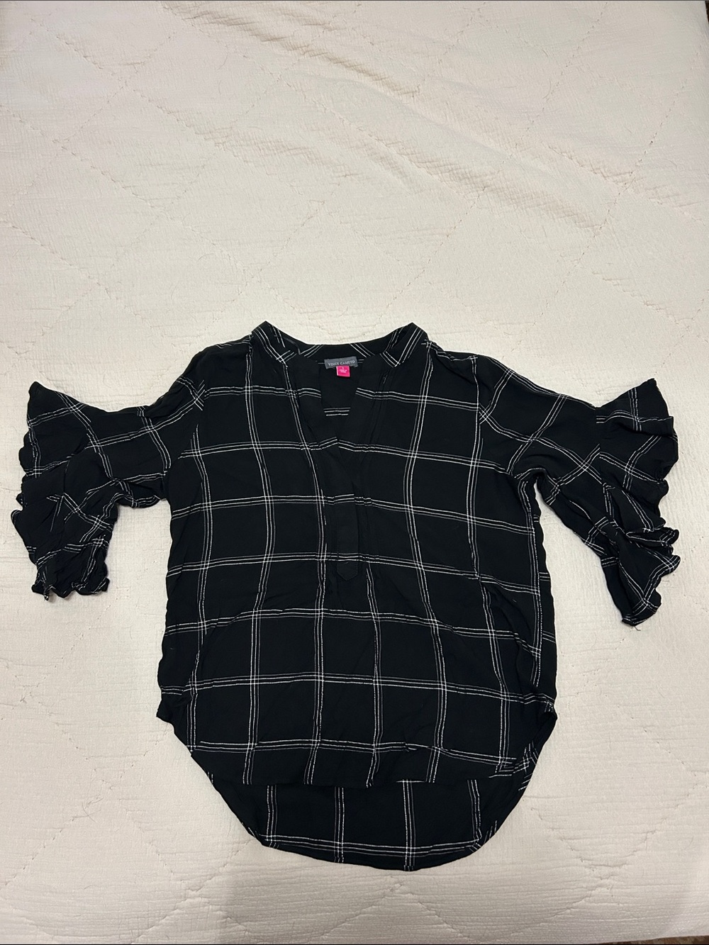Vince Camuto Black Windowpane Ruffle-Sleeve Top